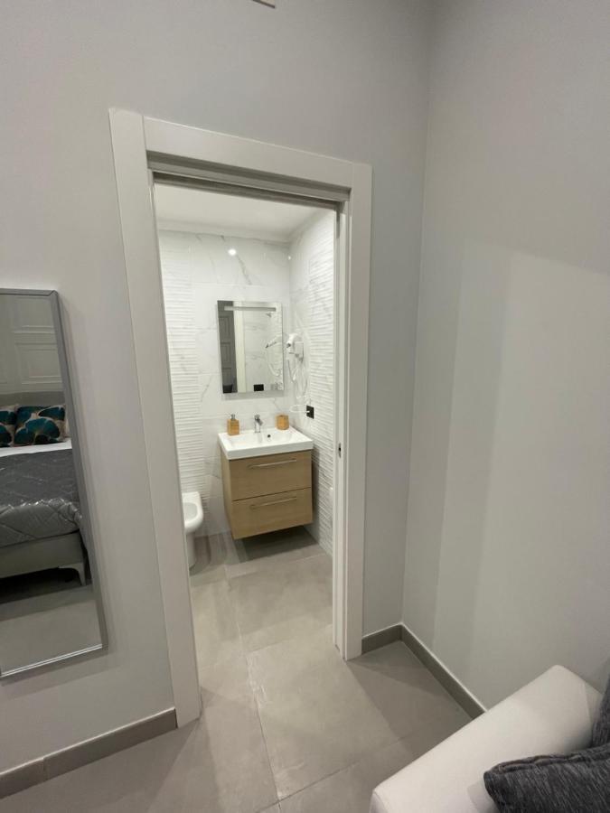 Casa Vacanza Carme เนเปิลส์ ภายนอก รูปภาพ