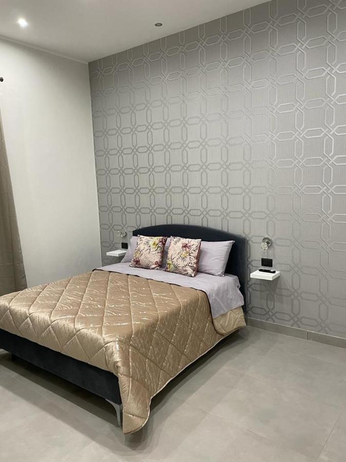 Casa Vacanza Carme เนเปิลส์ ภายนอก รูปภาพ